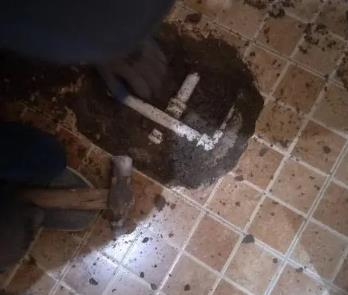 天河卫生间漏水维修公司为您分享下卫生间渗水如何处理及注意事项